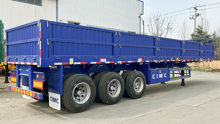CIMC 60 Ton Side Wall Trailer with Sideboard