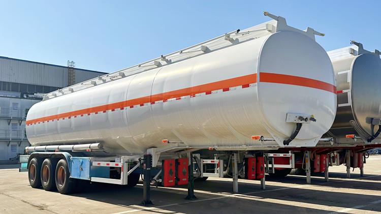 CIMC 45000 Liters Diesel Fuel Tanker Trailer for Sale